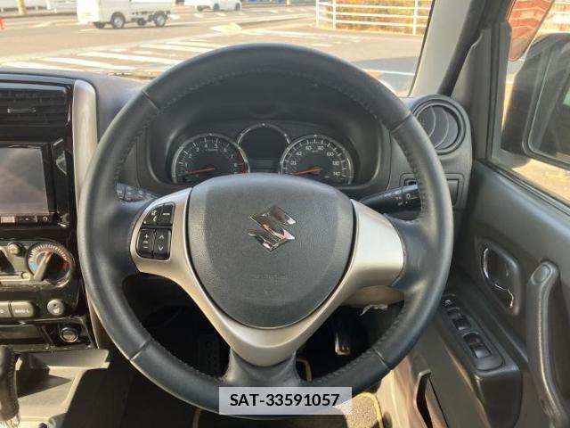 Suzuki JIMNY 2015-04 7822156-14