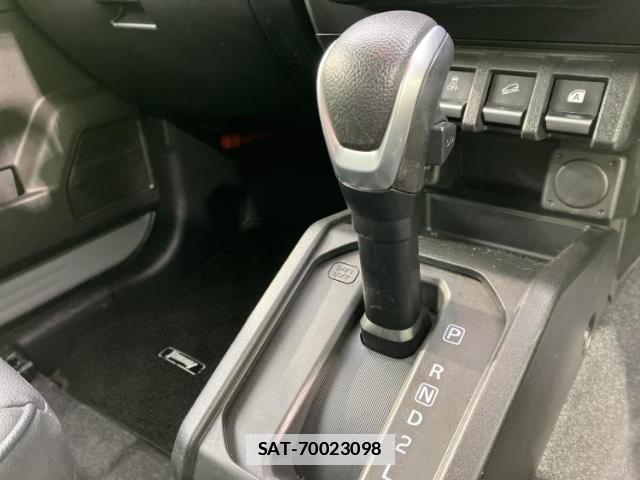 Suzuki JIMNY 2023-02 7822472-16