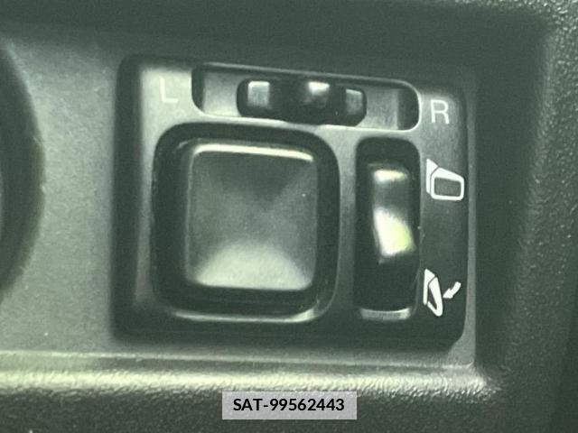 Suzuki JIMNY 2019-04 7822541-15