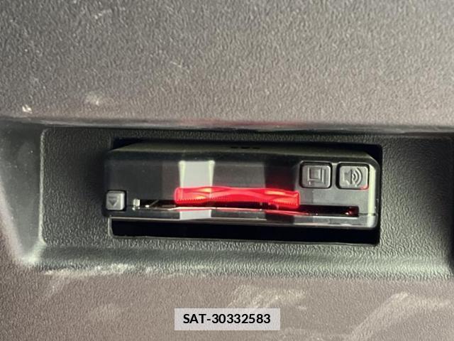 Suzuki JIMNY 2022-03 7822573-16