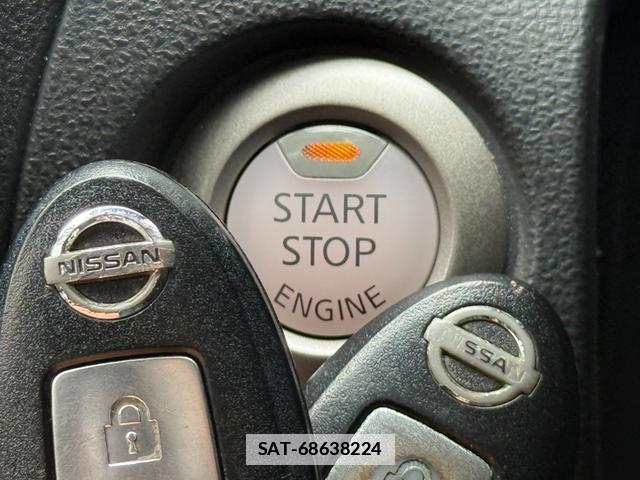 Nissan JUKE 2011-08 7812810-14