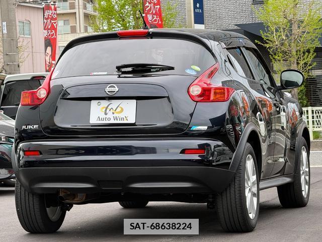 Nissan JUKE 2011-08 7812810-3