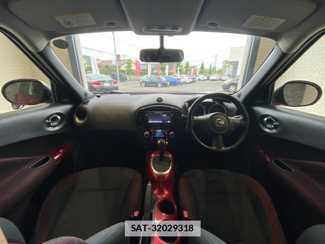 Nissan JUKE 2011-05 7814617-7