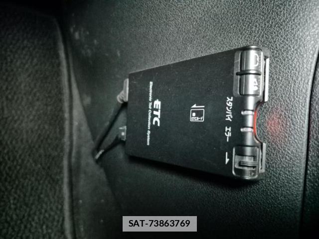Nissan JUKE 2015-09 7822079-17