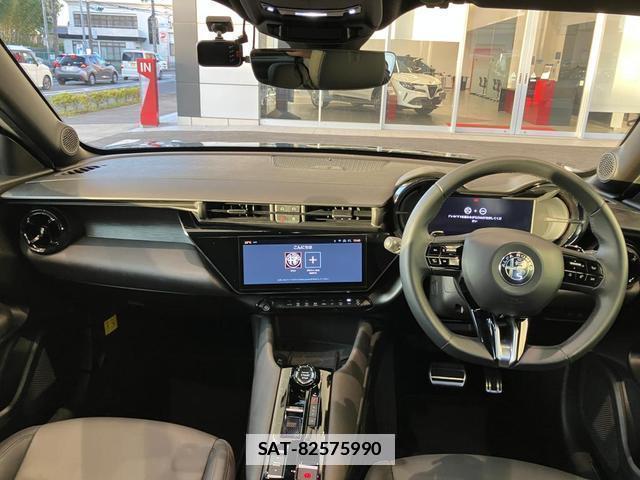 ALFA ROMEO Junior 2025-05 7812557-6