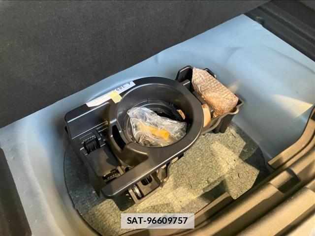 ALFA ROMEO Junior 2025-06 7812558-15