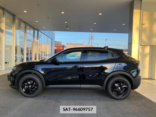 ALFA ROMEO Junior 2025-06 7812558-4