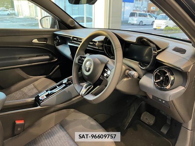 ALFA ROMEO Junior 2025-06 7812558-7