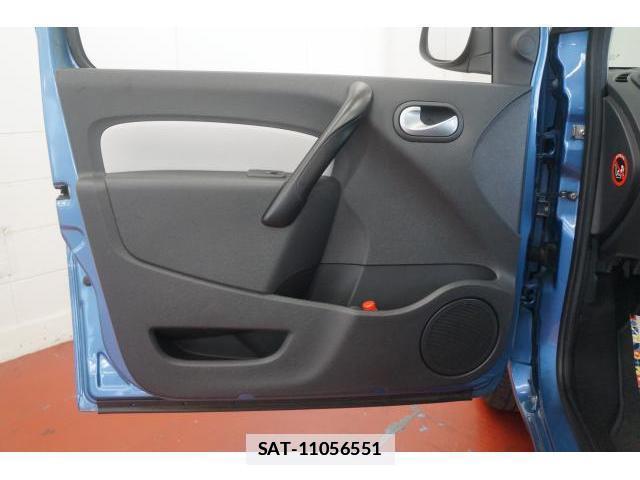 Renault KANGOO 2016-09 7813565-16
