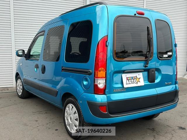 Renault KANGOO 2008-09 7820826-1