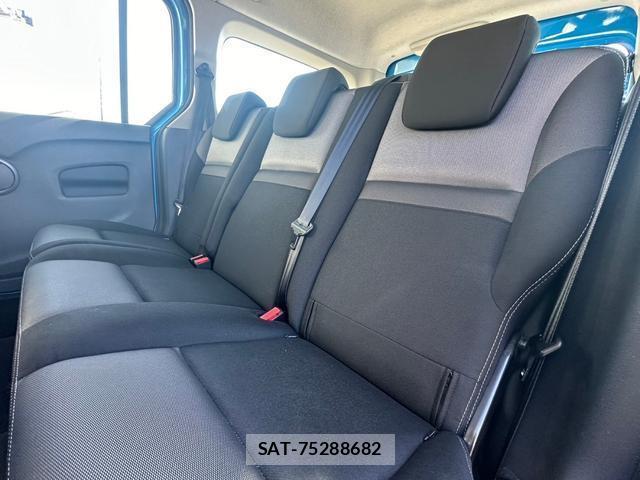 Renault KANGOO 2018-05 7820835-6