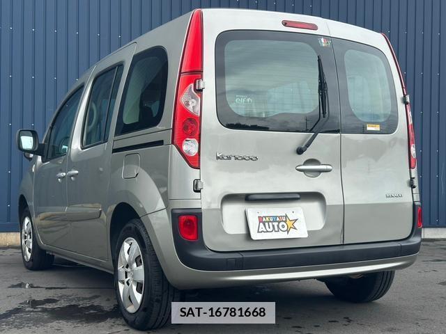 Renault KANGOO 2012-03 7820846-1