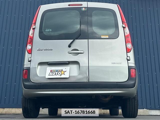 Renault KANGOO 2012-03 7820846-12
