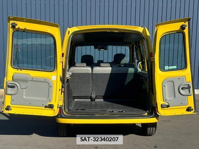 Renault KANGOO 2010-03 7820858-3