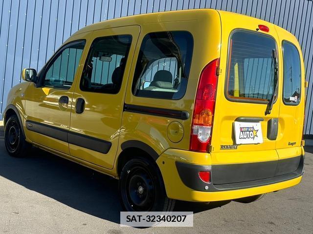 Renault KANGOO 2010-03 7820858-4