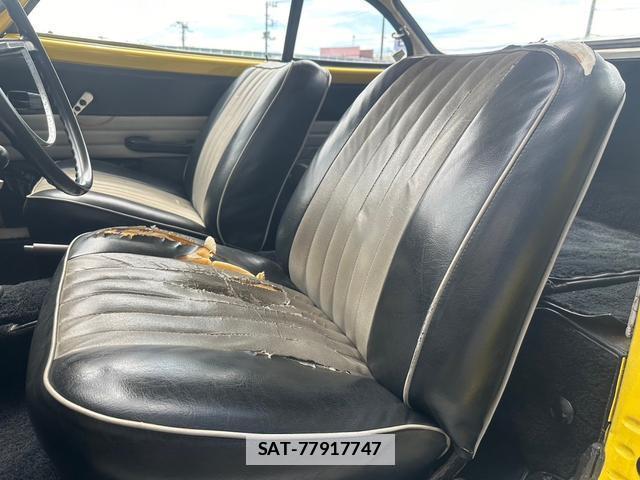 VolksWagen KARMANN GHIA 1988-06 7820843-1