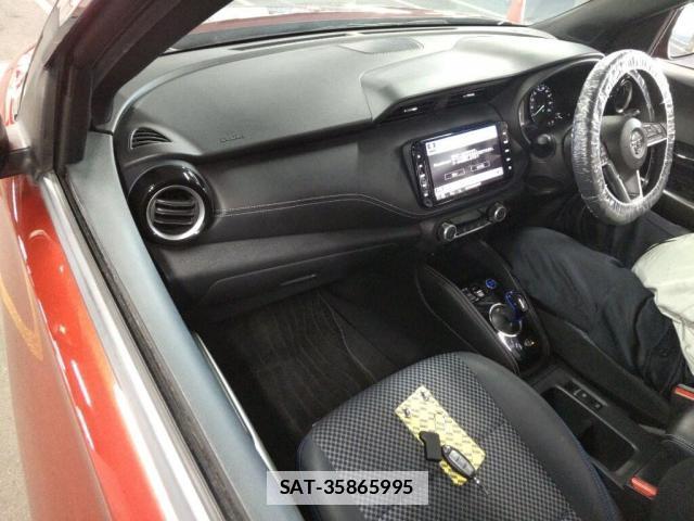 Nissan KICKS 2021 7814393-2