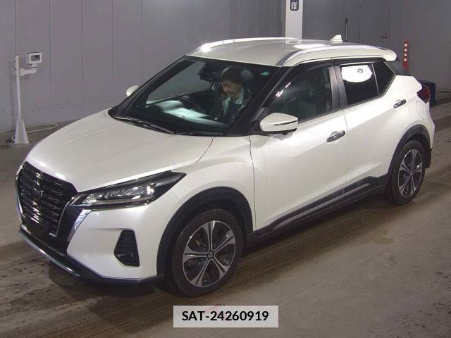 Nissan KICKS 2021-08 7814442-4