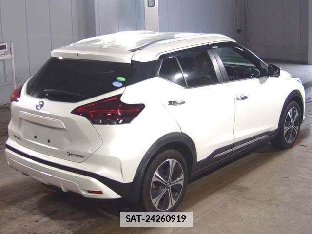 Nissan KICKS 2021-08 7814442-5