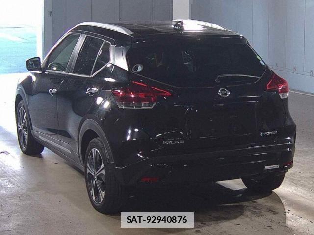 Nissan KICKS 2021-05 7814445-1