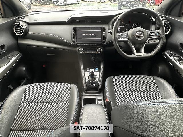 Nissan KICKS 2021-05 7815667-2