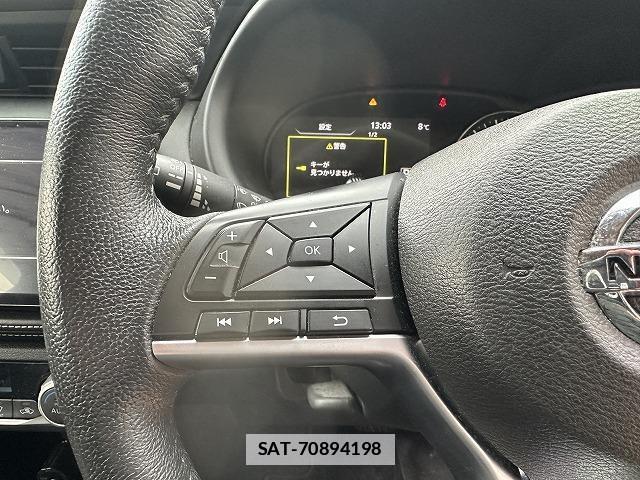 Nissan KICKS 2021-05 7815667-3