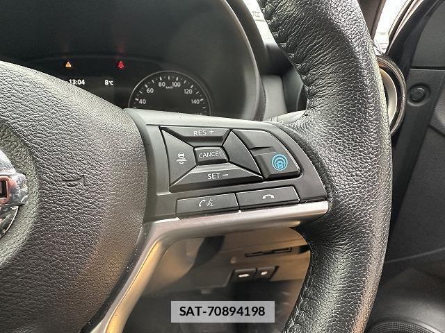 Nissan KICKS 2021-05 7815667-4
