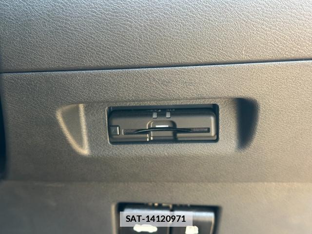 Nissan KICKS 2021-04 7815669-9
