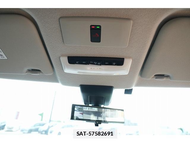 Nissan KICKS 2021-04 7815757-15