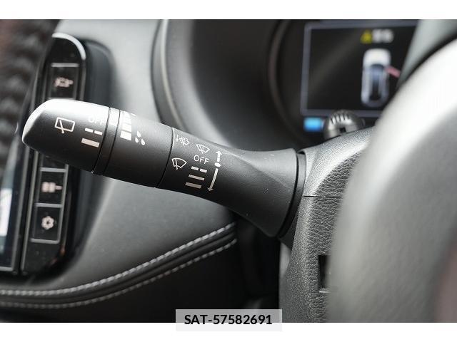 Nissan KICKS 2021-04 7815757-17