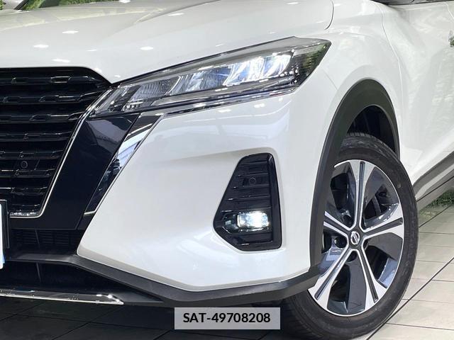 Nissan KICKS 2021-05 7815991-11