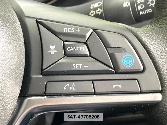 Nissan KICKS 2021-05 7815991-2