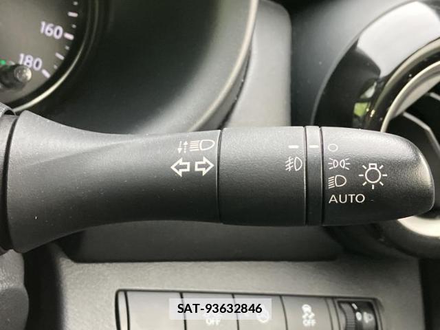 Nissan KICKS 2021-07 7821131-16