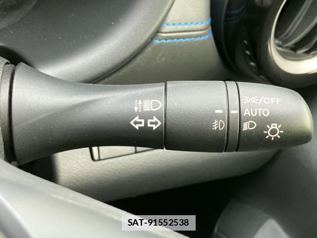 Nissan KICKS 2022-09 7821644-15