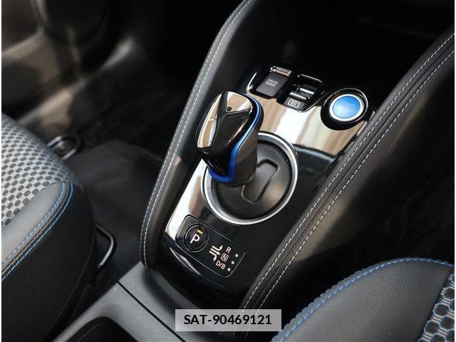 Nissan KIX 2022-04 7811877-10