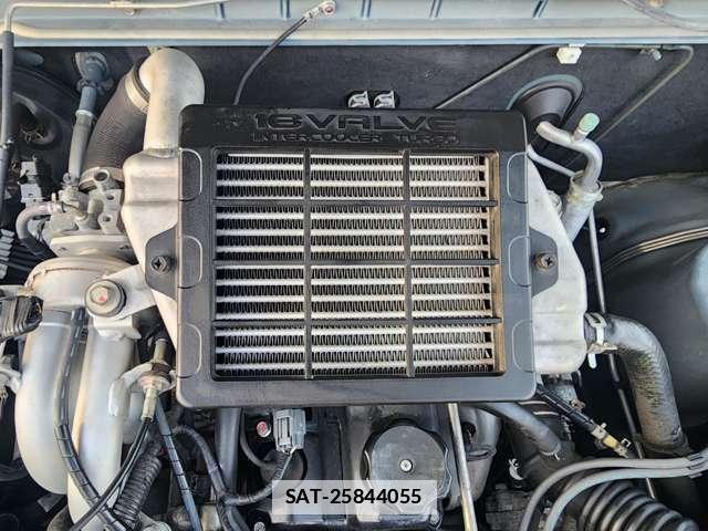 Nissan KIX 2011-05 7812956-16
