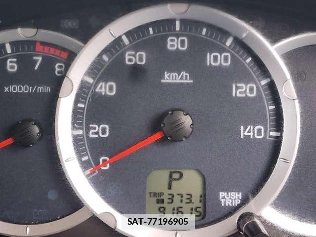 Nissan KIX 2012-08 7812986-12