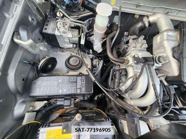 Nissan KIX 2012-08 7812986-15