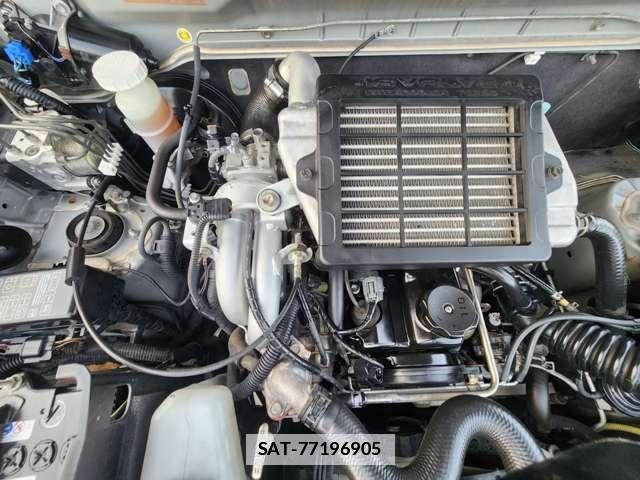 Nissan KIX 2012-08 7812986-17