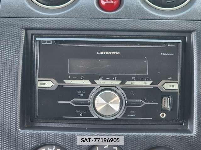 Nissan KIX 2012-08 7812986-8