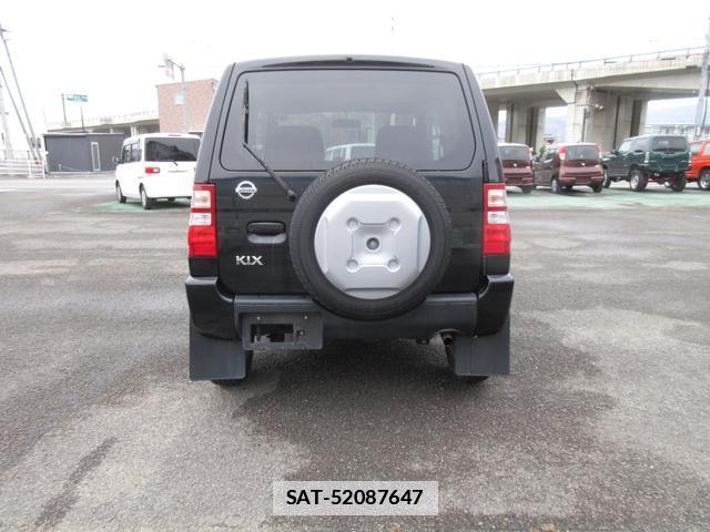 Nissan KIX 2008-11 7818859-1
