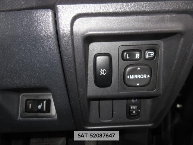 Nissan KIX 2008-11 7818859-14