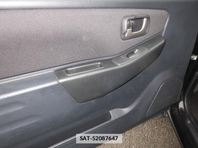 Nissan KIX 2008-11 7818859-16