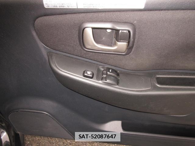 Nissan KIX 2008-11 7818859-17