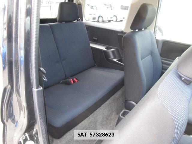 Nissan KIX 2008-12 7818869-6