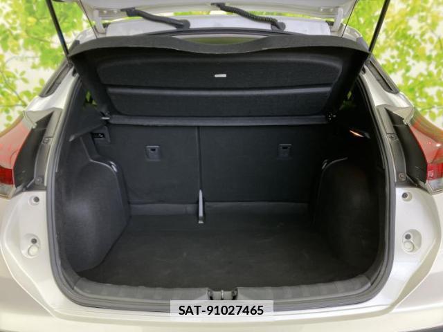 Nissan KIX 2021-05 7822031-7