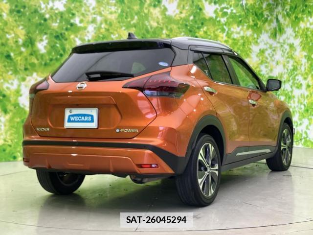 Nissan KIX 2021-10 7822453-2