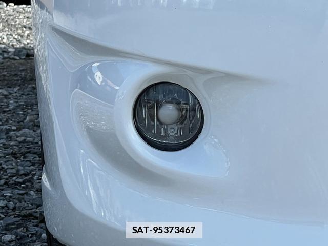 Nissan LAFESTA 2013-02 7813816-10