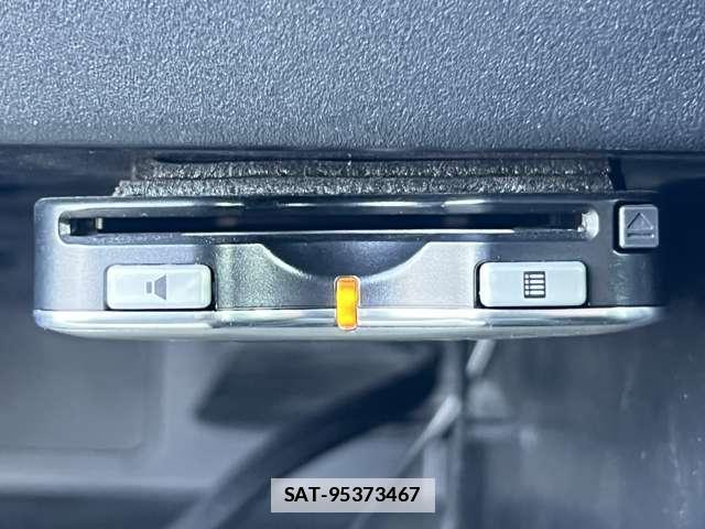 Nissan LAFESTA 2013-02 7813816-12