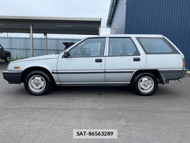 Mitsubishi LANCER WAGON 1988-04 7820822-3